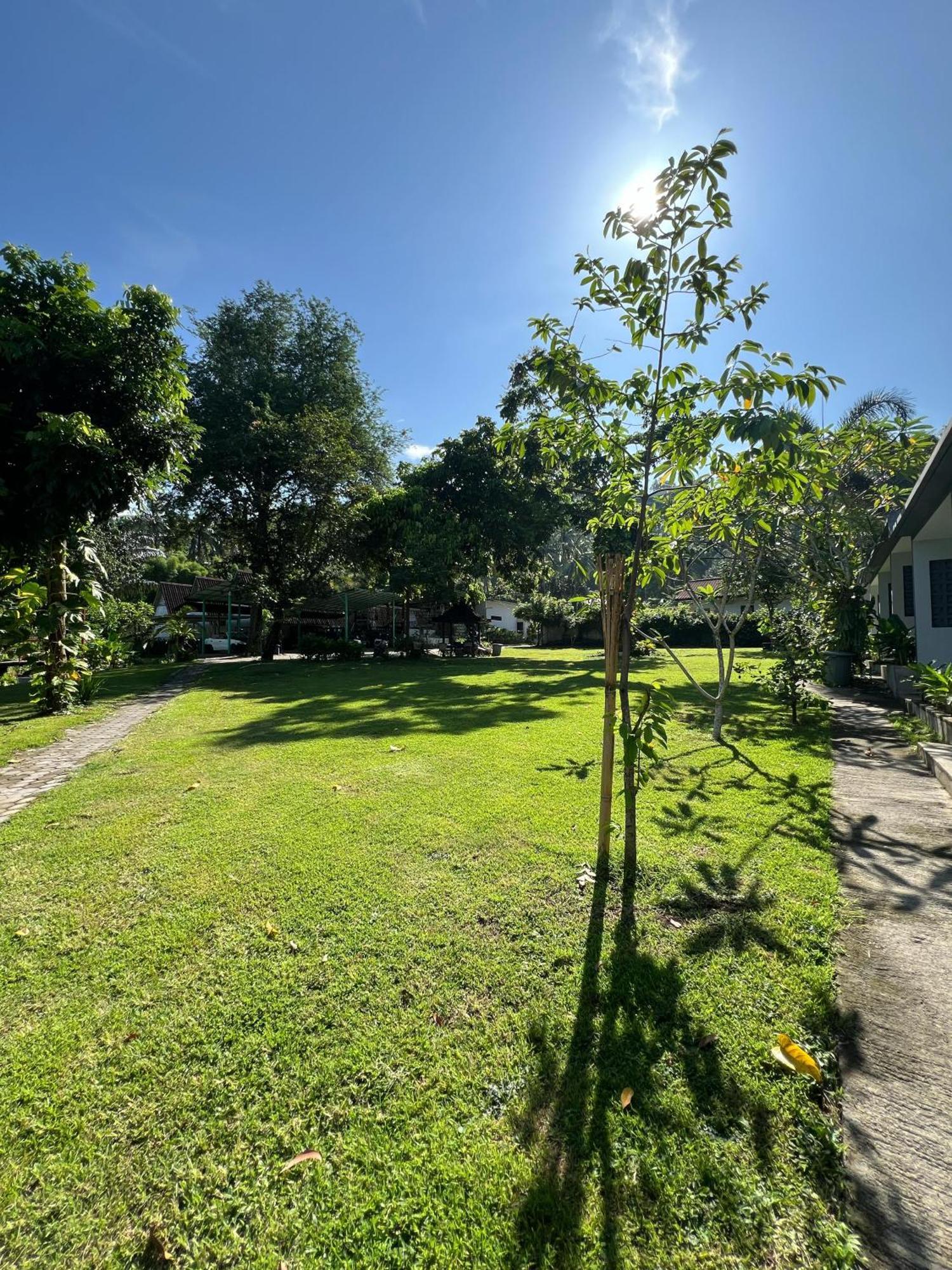 Makarma Resort Lombok Senggigi Exterior foto